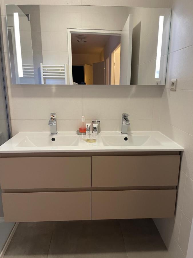 Domaine D'Ahmosis, Modern 2 Bedrooms Refurbished Apartment, F3 Moderne Fraichement Renove Ле-Канне Екстер'єр фото