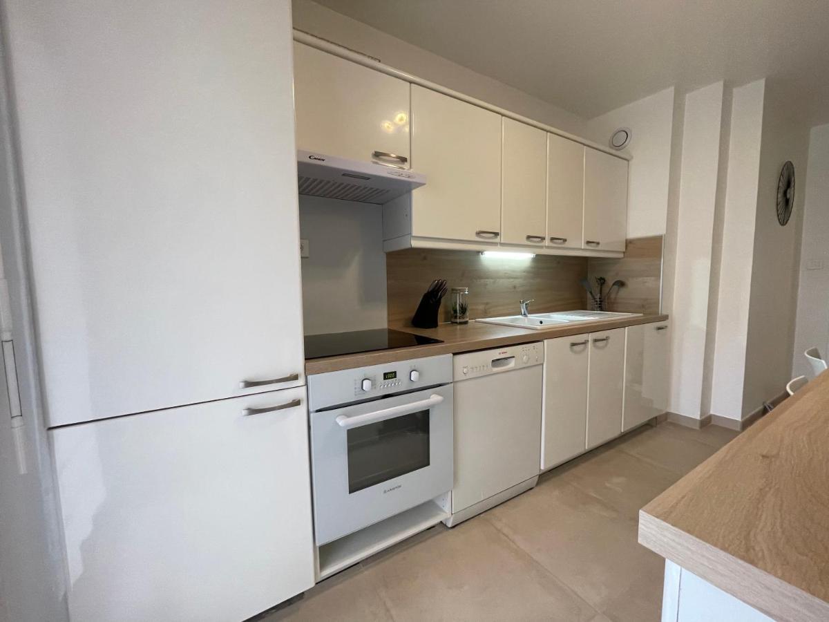 Domaine D'Ahmosis, Modern 2 Bedrooms Refurbished Apartment, F3 Moderne Fraichement Renove Ле-Канне Екстер'єр фото